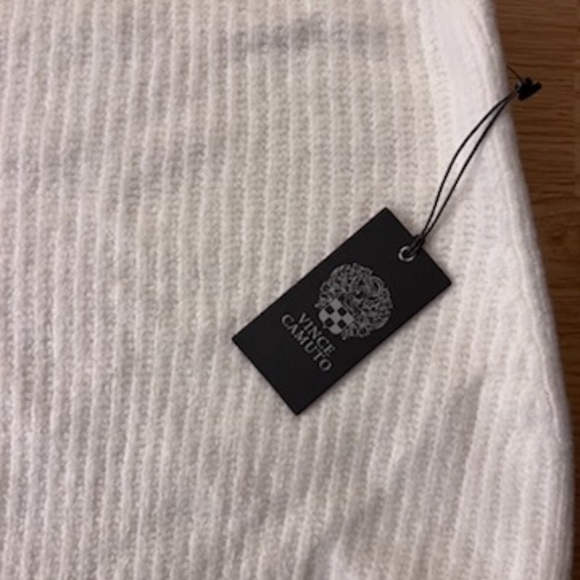 NWT Vince Camuto Women's Oversized Large V-Neck Fuzzy Knit Cozy Creme Vest - Picture 5 of 8